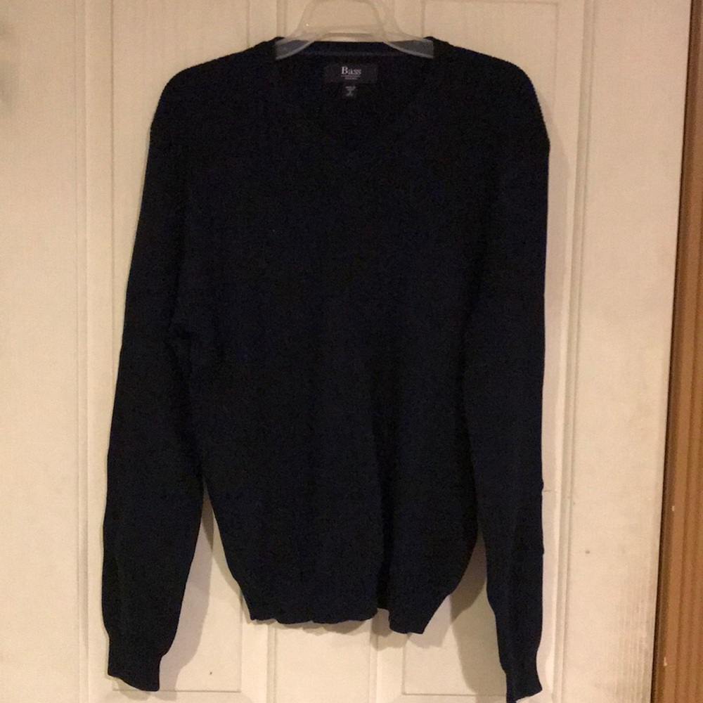 G.H. Bass & Company Sweater Size Small